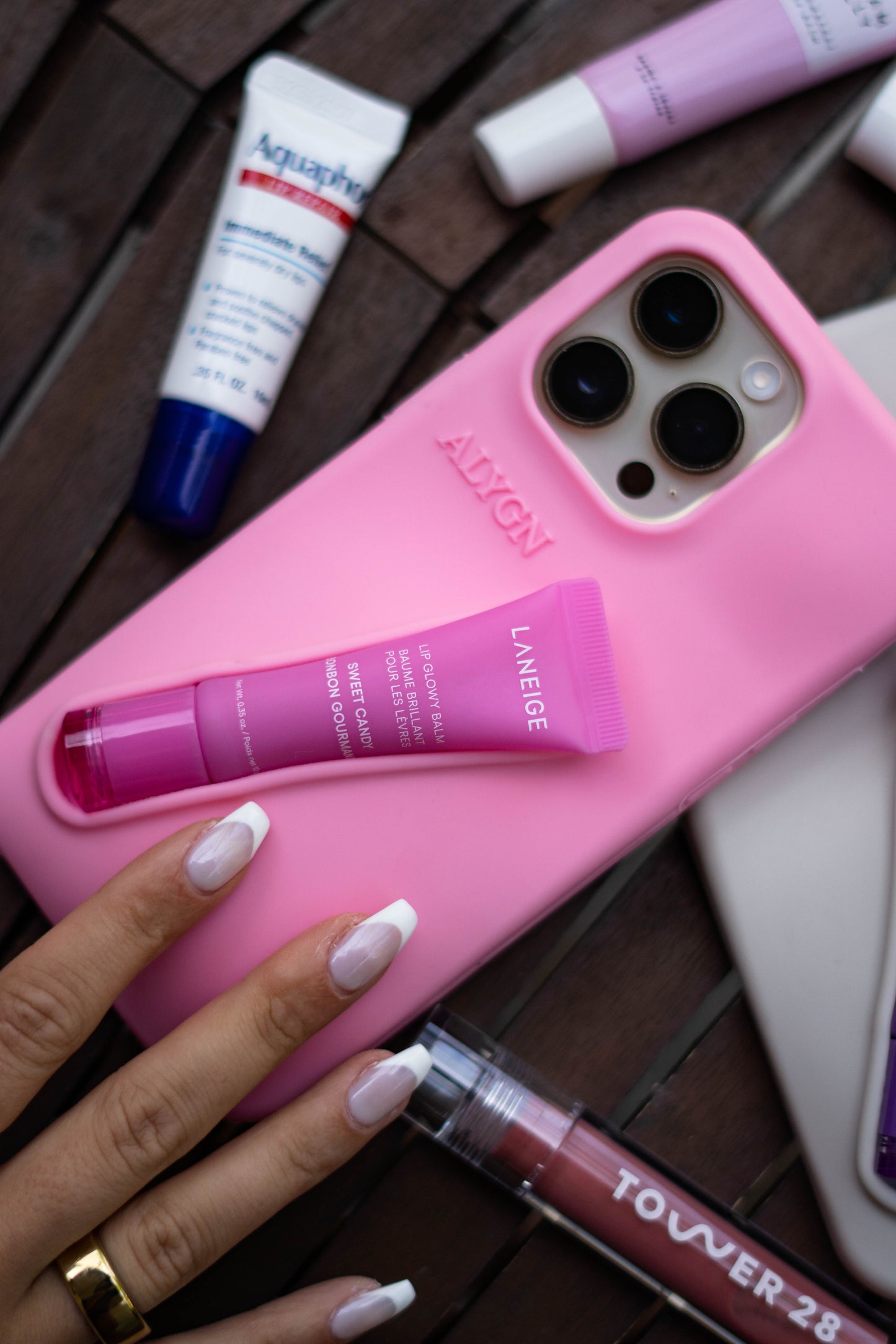 ALYGN LIP PHONE CASE (ALL COLORS)